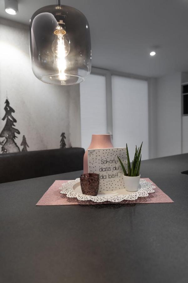 Casa D'Antino Apartment ทิทิเซ-นอยชตัดท์ ภายนอก รูปภาพ